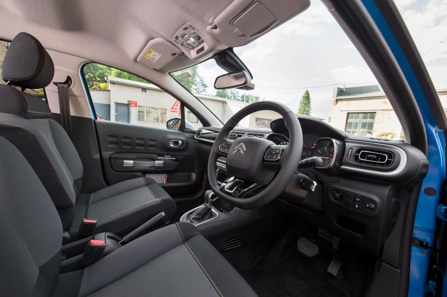 Интерьер Citroen C3 2018 года  (AU) (фото 23 из 40)